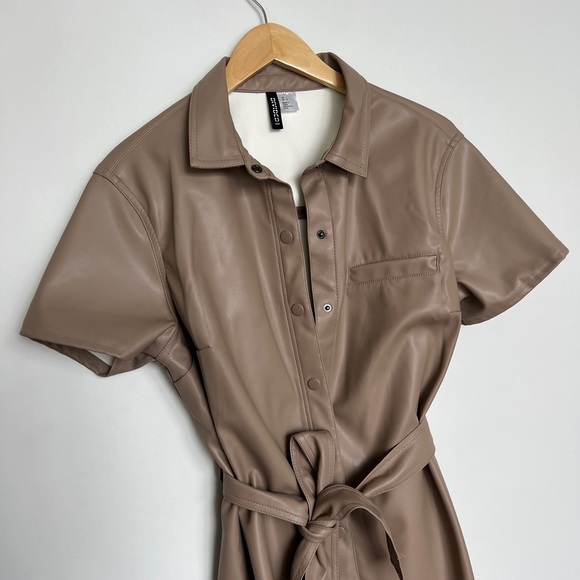 H&M faux leather button up dress - large - Picture 4 of 5